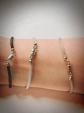 Load image into Gallery viewer, Circle Icon Bracelet