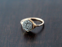 Load image into Gallery viewer, Druzy Hexagon Ring - Platinum