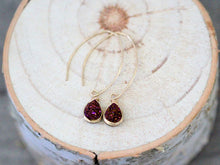 Load image into Gallery viewer, Linear Druzy Drops - Aubergine
