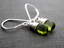 Load image into Gallery viewer, Peridot Drops - Earrings