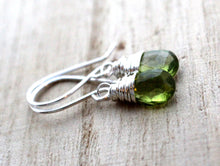 Load image into Gallery viewer, Peridot Drops - Earrings