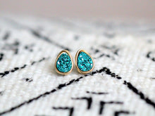 Load image into Gallery viewer, Druzy Teardrop Studs - Teal