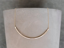 Load image into Gallery viewer, Contour Collar Necklace
